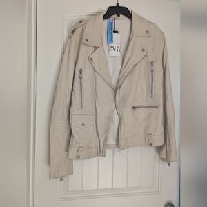 ZARA Real Leather Moto Jacket • Cream / Ivory • NWT • Professionally Cleaned • M
